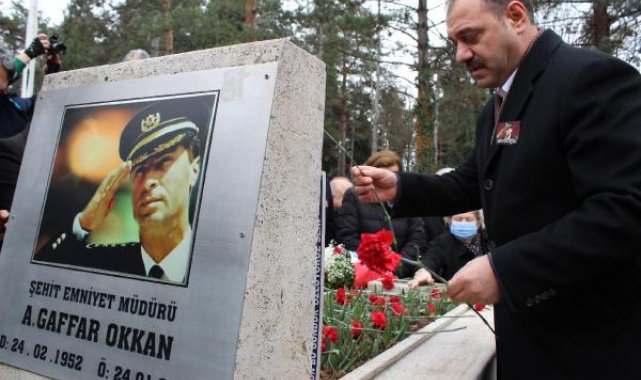Şehit Emniyet Müdürü Gaffar Okkan, mezarı başında anıldı