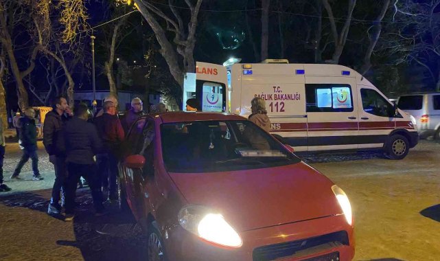 Sinop'ta otomobille çarpışan motokurye yaralandı