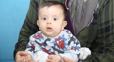 SMA hastası oğulları Umut'u da kızları Merve gibi kaybetmek istemiyorlar