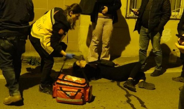 Sokakta tartıştığı solist arkadaşını tabancayla başından vurdu
