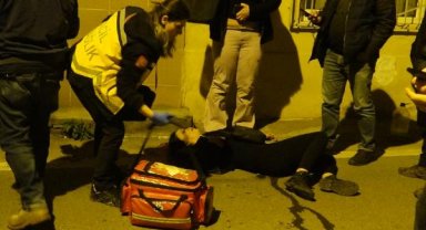 Sokakta tartıştığı solist arkadaşını tabancayla başından vurdu