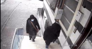 Sultangazi'de suç makinesi kadın apartmanlara girip keşif yaparken görüntülendi
