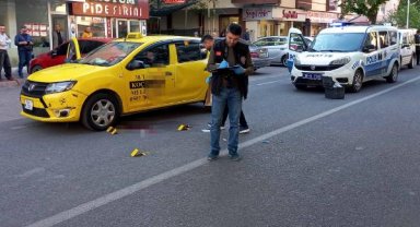 Taksi şoförü cinayetinde oğula 18 yıl hapis, babaya beraat