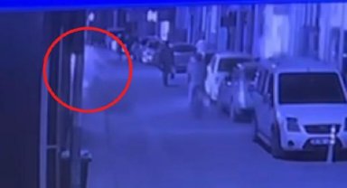 Tatlı imalathanesinde patlamanın ardından yangın çıktı: 1 yaralı