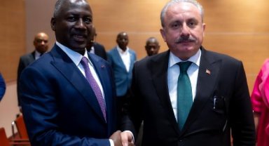 TBMM Başkanı Şentop'tan Cezayir'de ikili görüşmeler