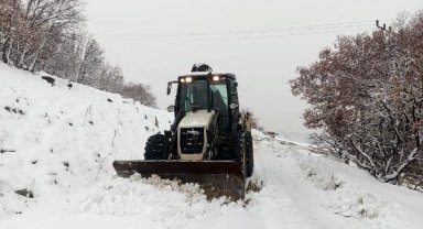 Tunceli'de kar yağışı; 169 köy yolu ulaşıma kapandı