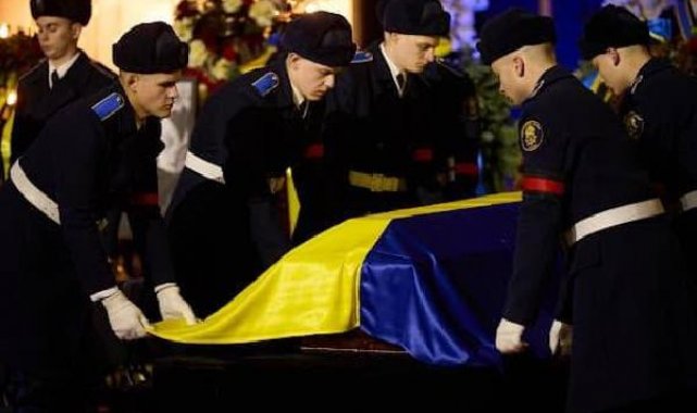 Ukraynalı Bakana ve meslektaşlarına devlet cenaze töreni düzenlendi