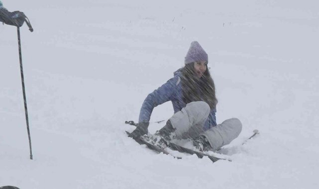 Uludağ'da beklenen kar...35 santimetreye ulaştı