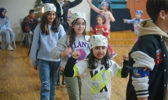 Uşaklı çocuklar tatili dolu dolu geçiriyor