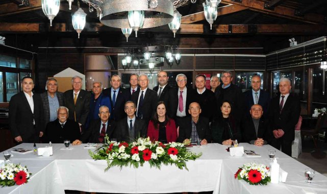 Vali Nehrozoğlu'ya Balçova'da vefa gecesi