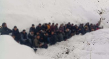 Van'da 240 kaçak göçmen yakalandı, 5 organizatör tutuklandı