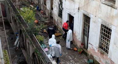 Yanan kilise lojmanında olay yeri incelemesi