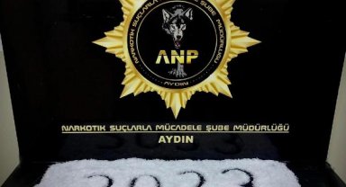 Yarış motosikletiyle uyuşturucu sevkiyatına tutuklama