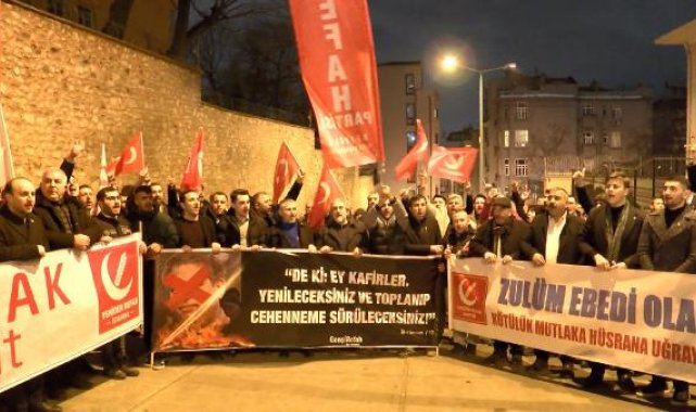 Yeniden Refah Partisi Gençlik Kolları İsveç'te Kur'an-ı Kerim yakılmasını protesto etti