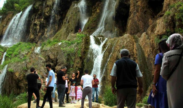 Yurt içinde 19 milyon 156 bin kişi seyahate çıktı