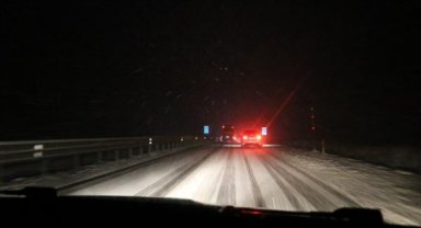 Zonguldak'ta gece kar yağışı etkili oldu