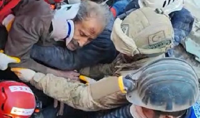 129'uncu saatte enkazdan sağ çıkarıldı