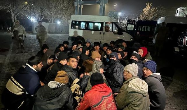 15 kişilik minibüsten 35 kaçak göçmen çıktı