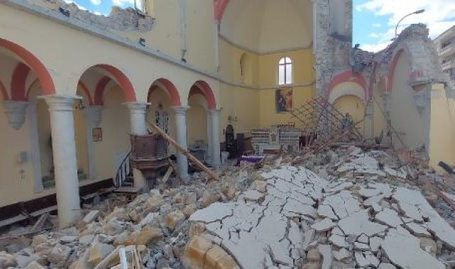 152 yıllık İskenderun Latin Katolik Kilisesi depremde ağır hasar gördü