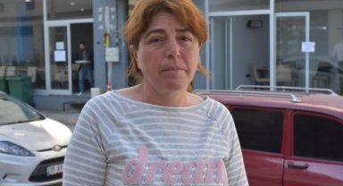 2 kızıyla enkazda kalan anne: Toprağın altında biri ayağıma değiyordu, orada olduklarını anladım