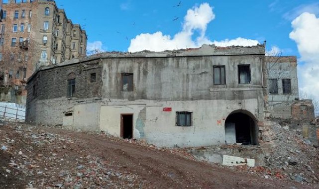 200 yıllık genelev sokağı kılık değiştiriyor