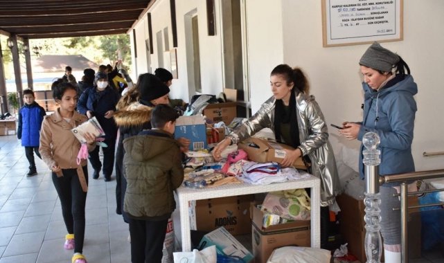 3'üncü Piyade Eğitim Tugay Komutanlığı depremzedelerle yakından ilgileniyor