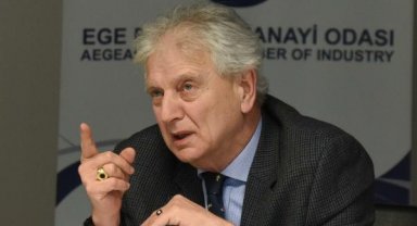 'Deprem bölgesinde üretim durmadı ancak istenilen düzeyde de değil'