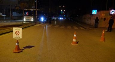 'Dur' ihtarına uymayan sürücü polis memuruna çarparak kaçtı