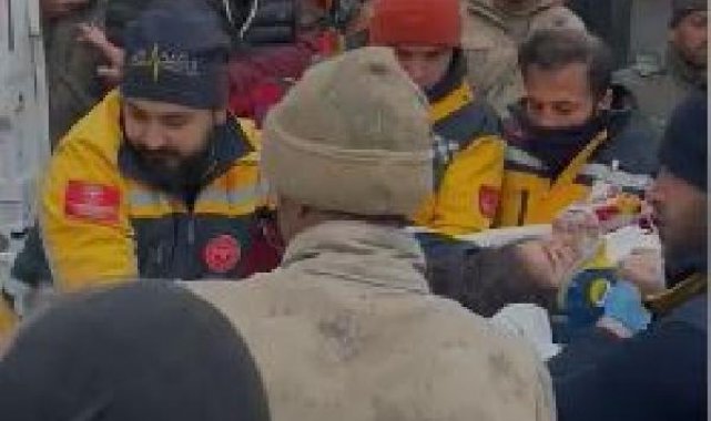 8 yaşındaki Miray, 108'inci saatte enkazdan kurtarıldı