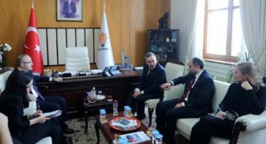 AB Türkiye Karma Parlamento Komisyonu Eş Başkanı'ndan TBMM ziyareti