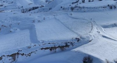 Adıyaman- Deprem Adıyaman'ın köyünde tarlaları 3 metre yükseltti
