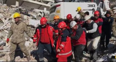 Adıyaman'da 110 saat sonra gelen mucize