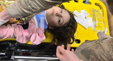Adıyaman'da Baran 138'inci, 2 kadın 152'nci saatte kurtarıldı