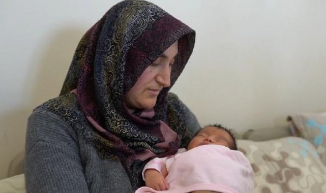 Adıyaman'da depremden kurtulan kadın, Muş'ta doğum yaptı
