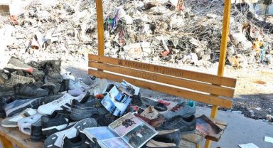Adıyaman'da enkazdan geriye acı kareler kaldı