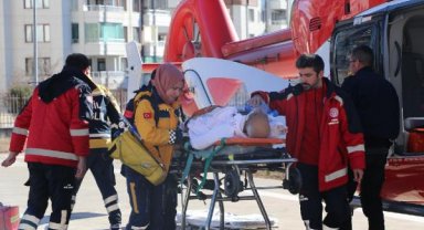 Adıyaman'dan 2 hasta ambulans helikopterlerle Diyarbakır'a getirildi