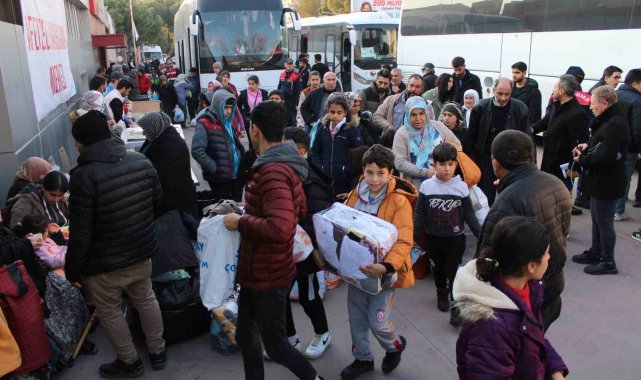 Adıyamanlı depremzedeler Aydın'a gelmeye devam ediyor