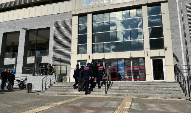 Afganistanlı kadın, paralarını gasbeden 2 organizatörü KADES sayesinde yakalattı