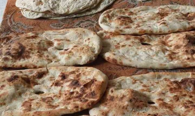 Ağrı'da tandırlar depremzedeler için yakıldı