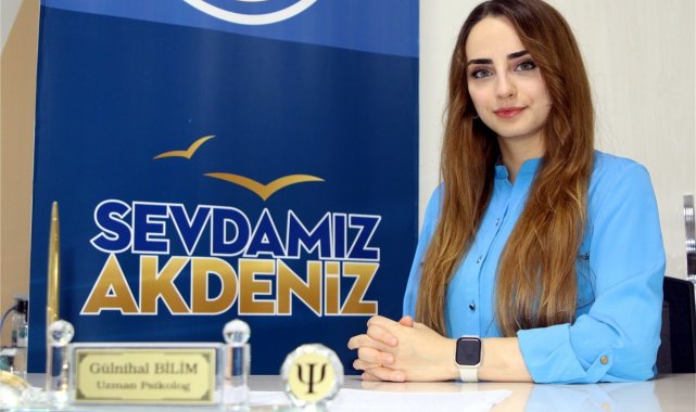 Akdeniz Belediyesi psikologları depremzedelerin yanında