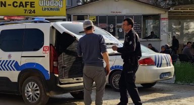 Alacaklısını tüfekle vurdu, ambulans gelene kadar başında bekledi
