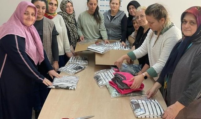 Altınovalı kadınlar, depremzedelere pijama dikti