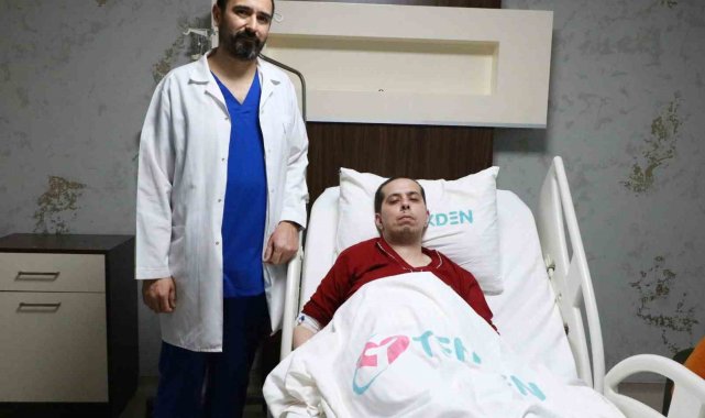 Anestezi alamayan kas hastası uyanık bir şekilde ameliyat edildi