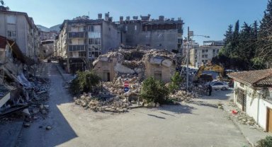 Antakya'daki tarihi kiliseler depremde yıkıldı