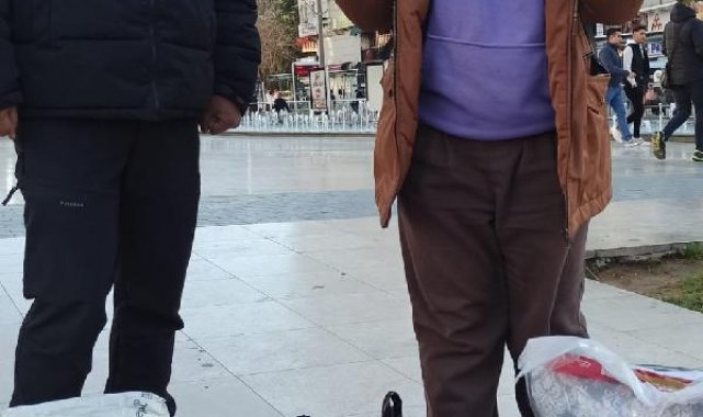 Antalya'da yaşayan Çinli'den depremzedelere destek