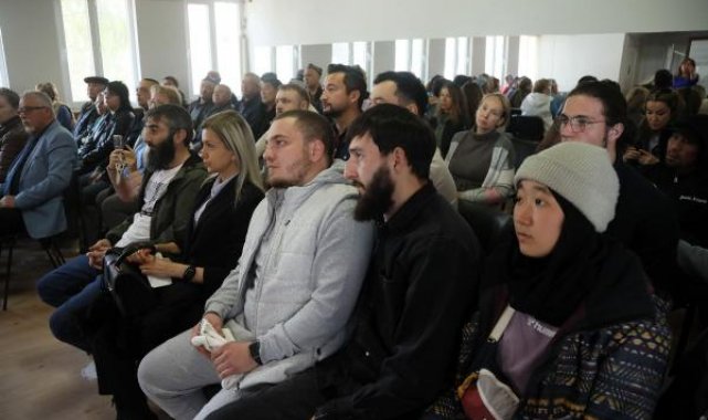 Antalya'daki yerleşik yabancılar deprem bölgesi için seferber