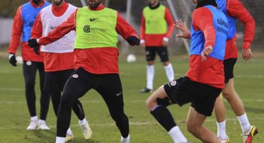 Antalyaspor, 2 kez ertelenen Beşiktaş maçına 18 eksikle çıkacak