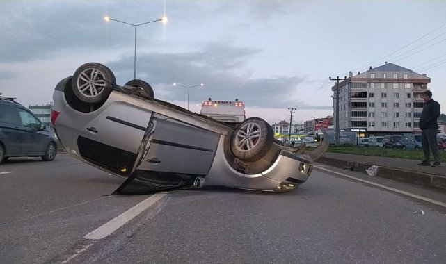 Aracıyla takla atan kadın sürücü yaralandı