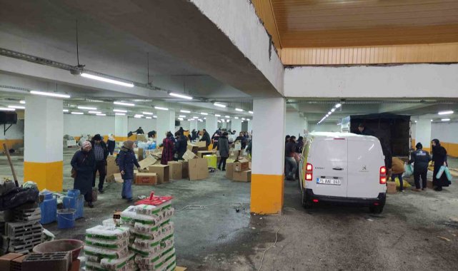 Ardahan'dan deprem bölgesine yardım seferberliği