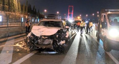 Arızalanan otomobilinden inen sürücüye arkadan gelen otomobil çarptı